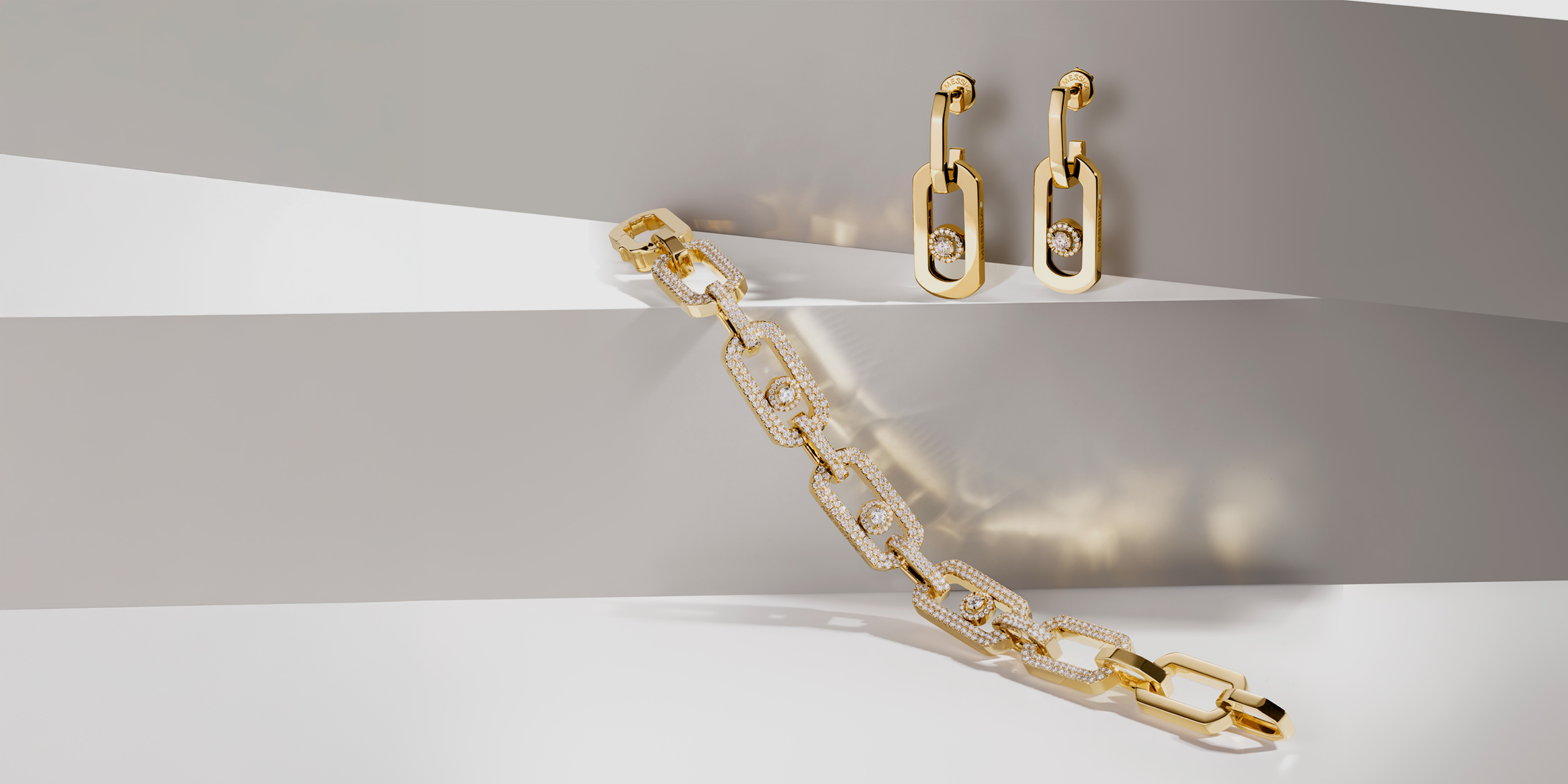 collection-diamant-so-move-messika-banniere-press-hero-alt-image