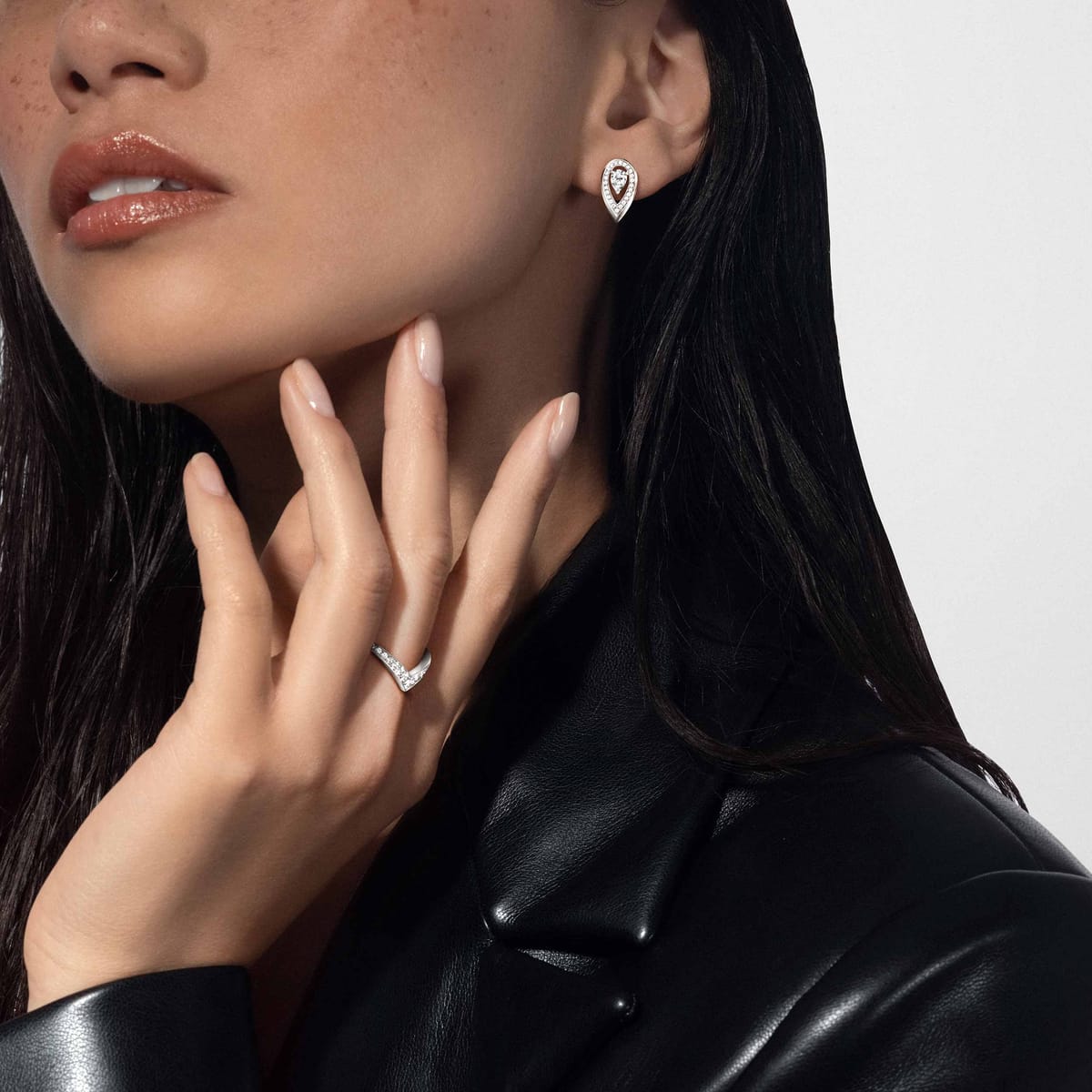 Earrings For Her White Gold Diamond Fiery 0,25ct 13240-WG